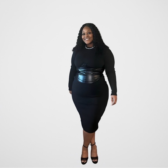 Chic Black Long Sleeve Midi Dress with Leather Corset - Picture 2 of 4